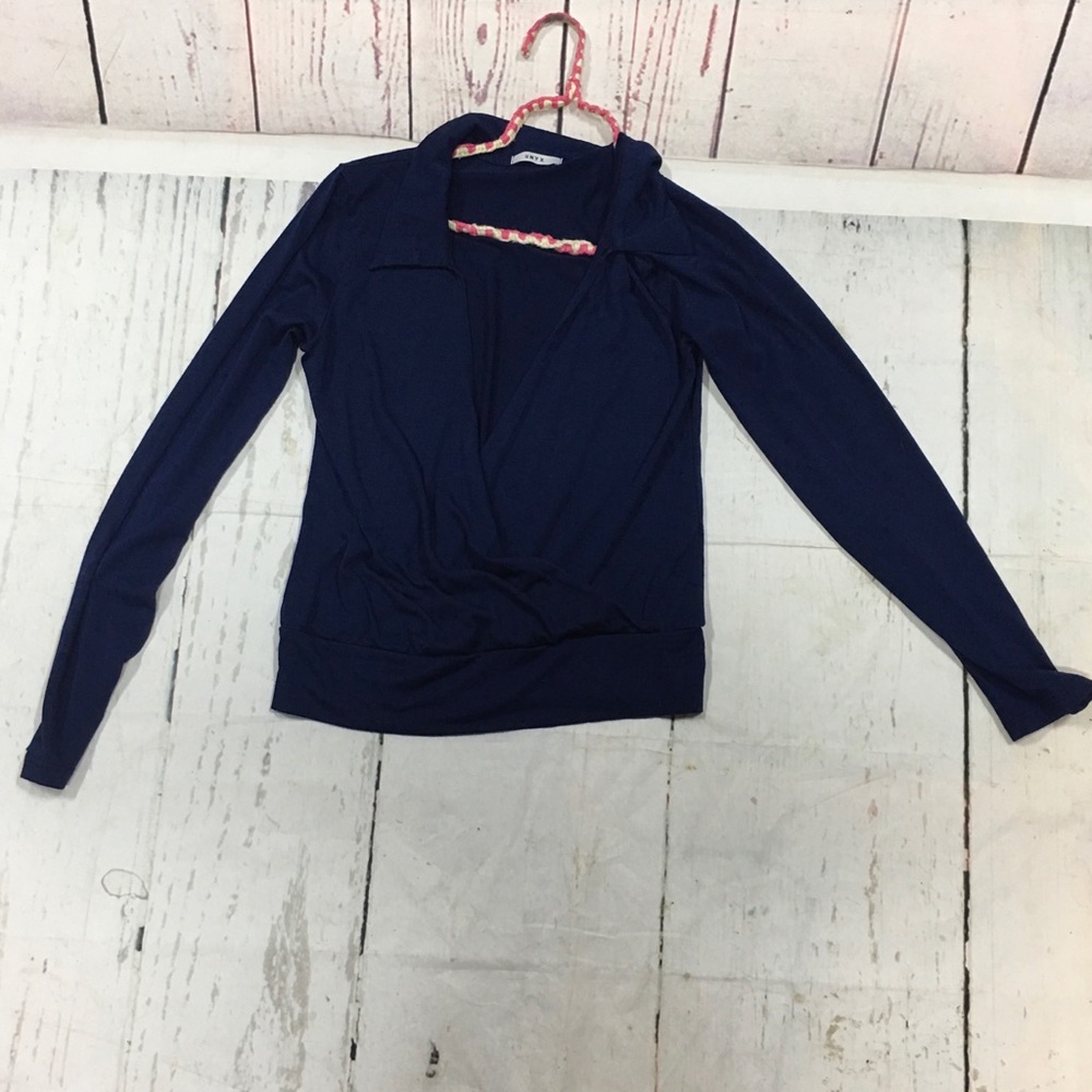 Unyx Navy Blue Top! Size Medium